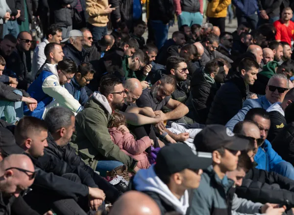Dari mimbar Masjid Agung yang bersejarah di ibu kota Albania, Tirana: Yang Mulia Syeikh Dr. Mohammed Alissa menyampaikan khutbah Jumat pada hari ini, tanggal 6 Sya'ban