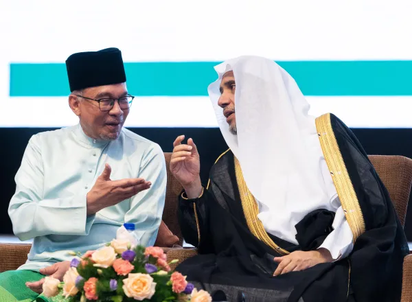 بمشاركة ألفي قيادةٍ دينيةٍ من ٥٧ دولةً.. "المؤتمر الدولي للقادة الدينيين" يستهل أعماله بوقفة تضامنية مع شهداء غزَّة
