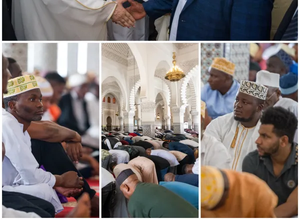 A invitación del gran mufti y los sabios de Tanzania, el Sheij Mohammed Al-Issa pronuncia hoy el sermón del viernes en Dar es Salaam, Tanzania