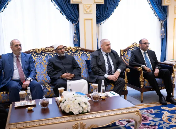 El Secretario General, Presidente de la Comisión de Ulemas, Sheij Mohammed Al-Issa, recibió en La Meca a la delegación del Consejo de Coordinación Europeo (AMMALE)