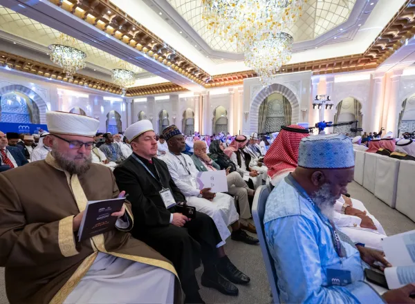 Yang Mulia Sekretaris Jenderal Organisasi Kerjasama Islam (OKI), Tuan Hissein Brahim Taha, pada pembukaan edisi kedua Konferensi Membangun Jembatan Antar Mazhab Islam: