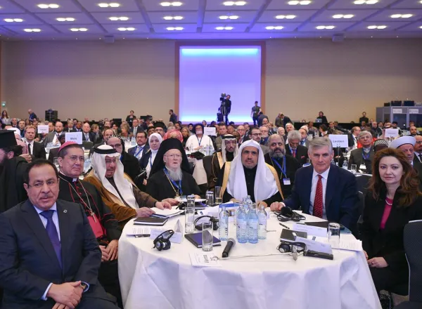 د.العيسى: إشادة عالمية كبيرة في مؤتمر أتباع الأديان والثقافات بمركز الملك سلمان للسلام العالمي