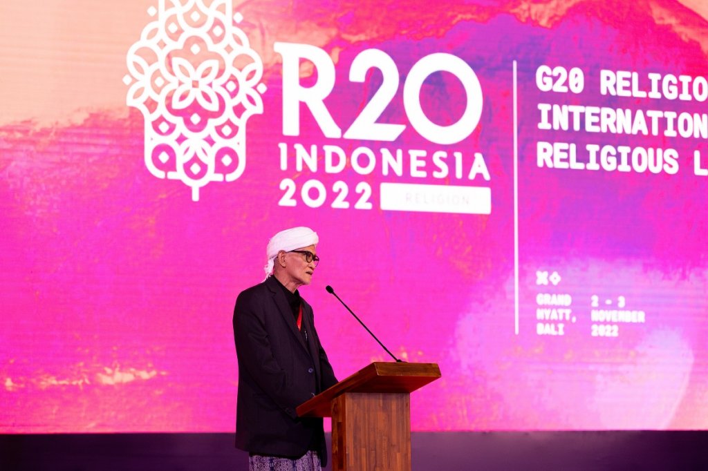جناب رئیس کل شورای علمای اندونزی، شیخ مفتاح الاخیار، در جلسه افتتاحیه اجلاس مذهبی G20: