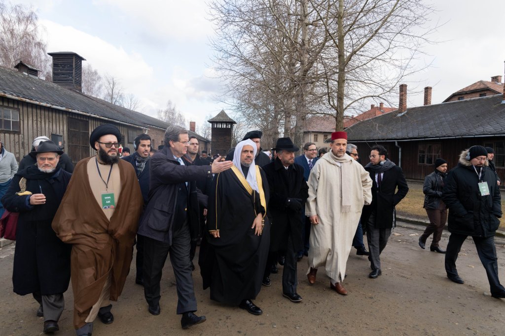 en mémoire des victimes de l’holocauste Mohammad Alissa a présidé une haute délégation de responsables musulmans à Auschwitz